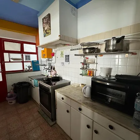 דירה Lagos Central Hostel לאגוּ‏ש