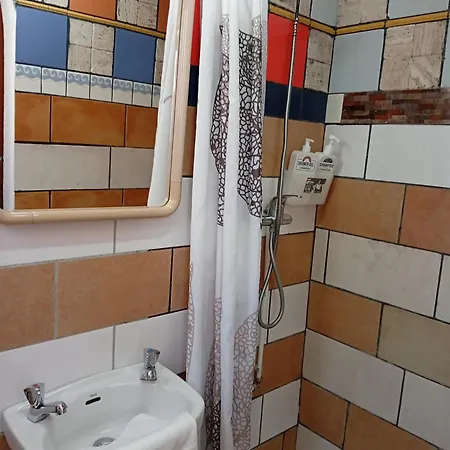 Lagos Central Hostel *