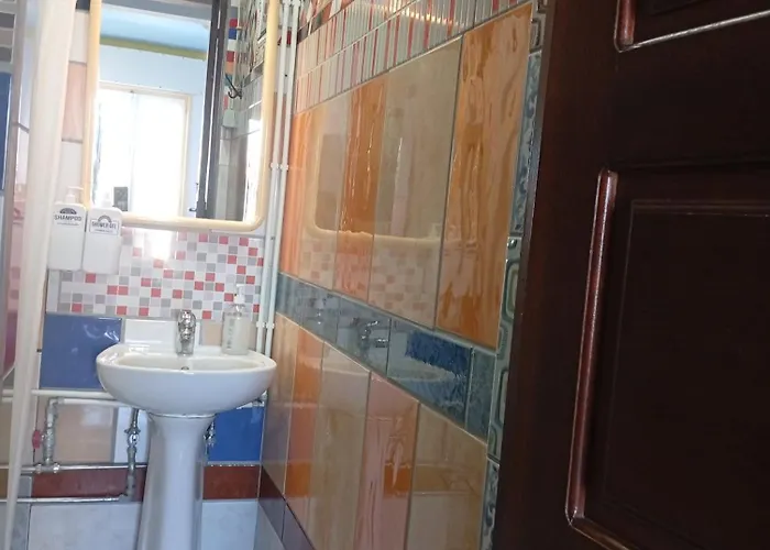 Lagos Central Hostel *