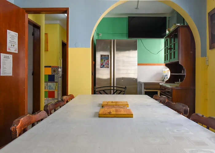 Lagos Central Hostel *