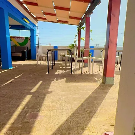 Lagos Central Hostel דירה לאגוּ‏ש
