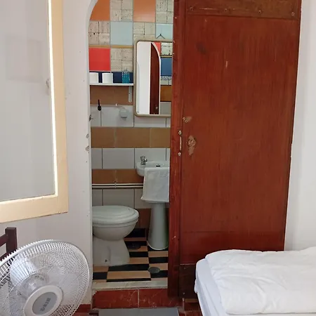 Lagos Central Hostel Lejlighed *