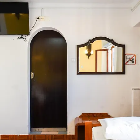 Lagos Central Hostel Λάγος