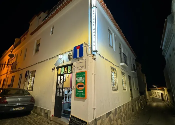 Lagos Central Hostel *