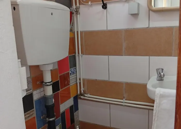 Lagos Central Hostel Apartment *