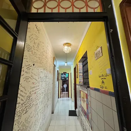 Lagos Central Hostel Lägenhet *