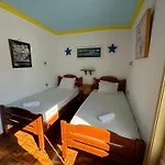 Lagos Central Hostel Appartamento *