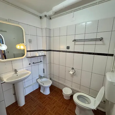 Lagos Central Hostel Apartment